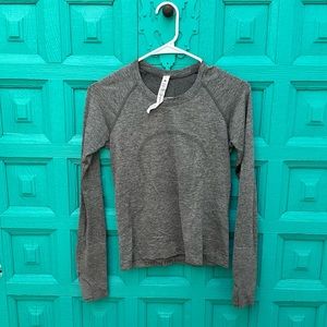 Lululemon tech long sleeve race length